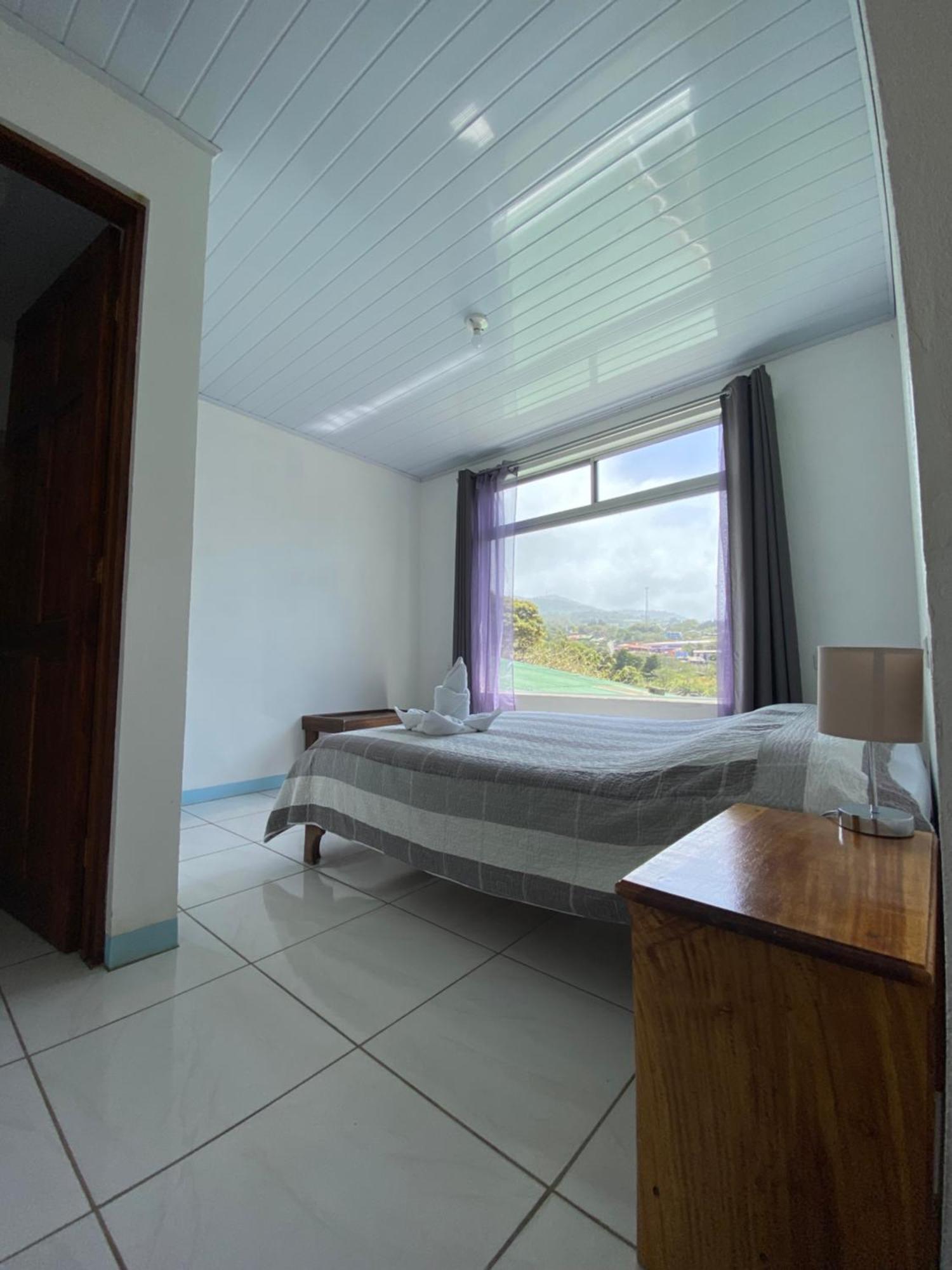 Cabinas Nuestra Kasa Monteverde Exterior foto