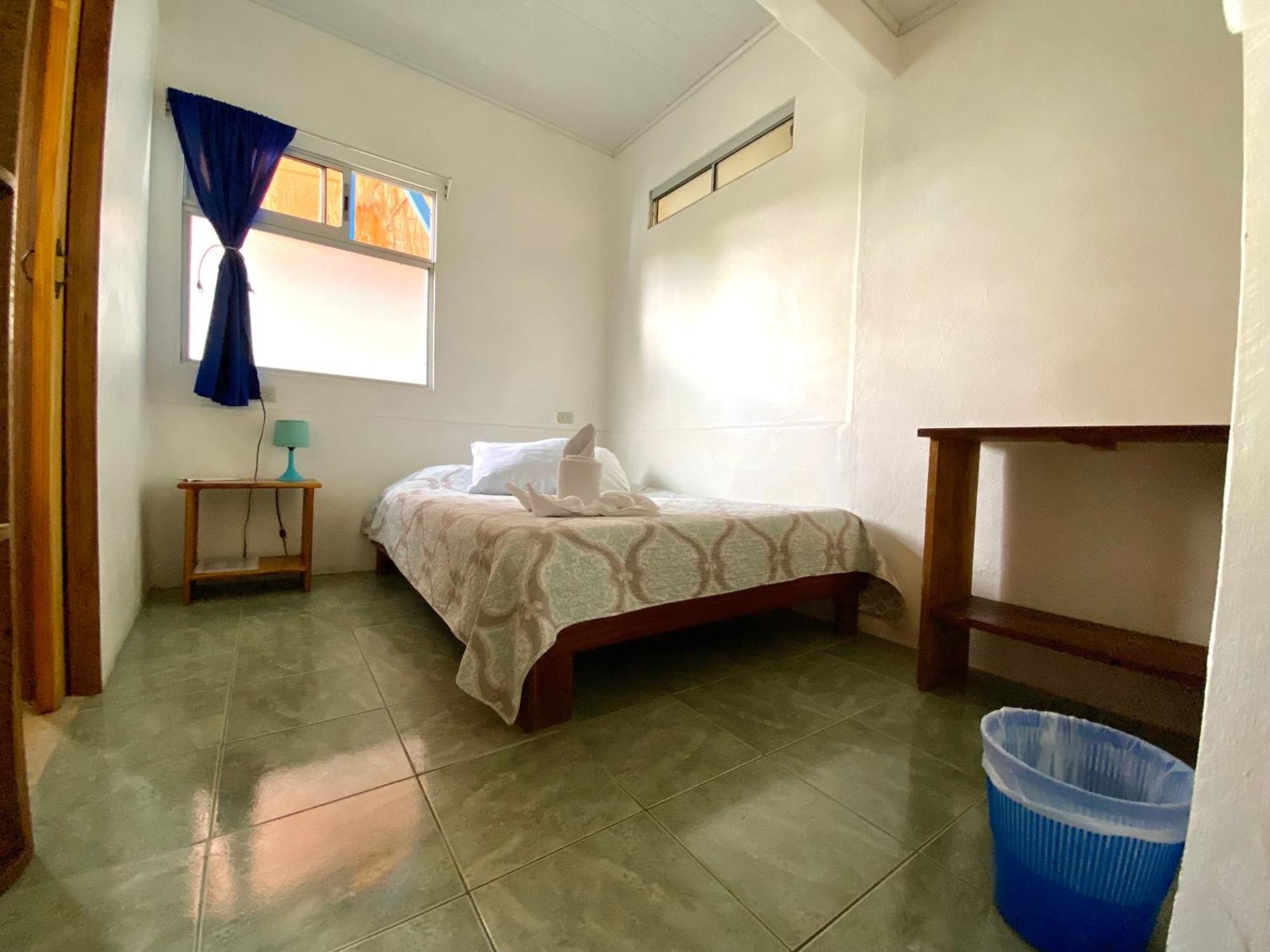 Cabinas Nuestra Kasa Monteverde Exterior foto
