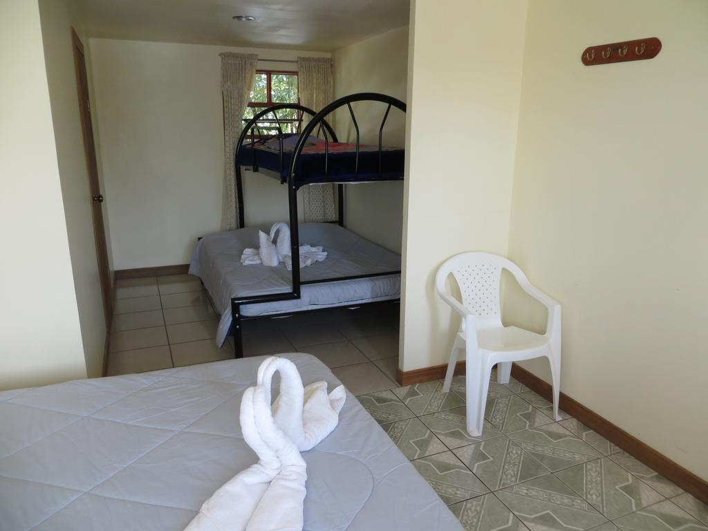 Cabinas Nuestra Kasa Monteverde Exterior foto